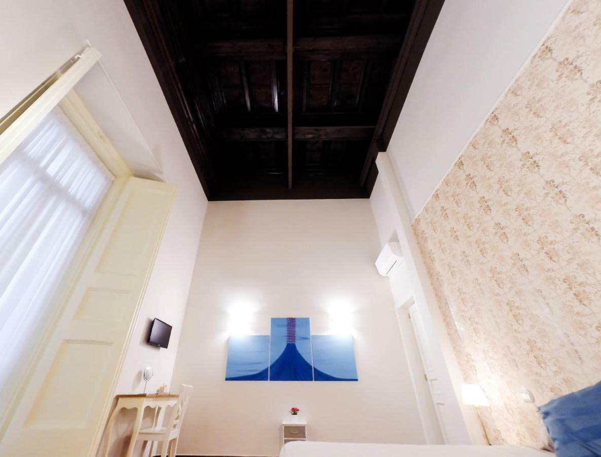 נאפולי Domus Donnaregina Apartments מראה חיצוני תמונה