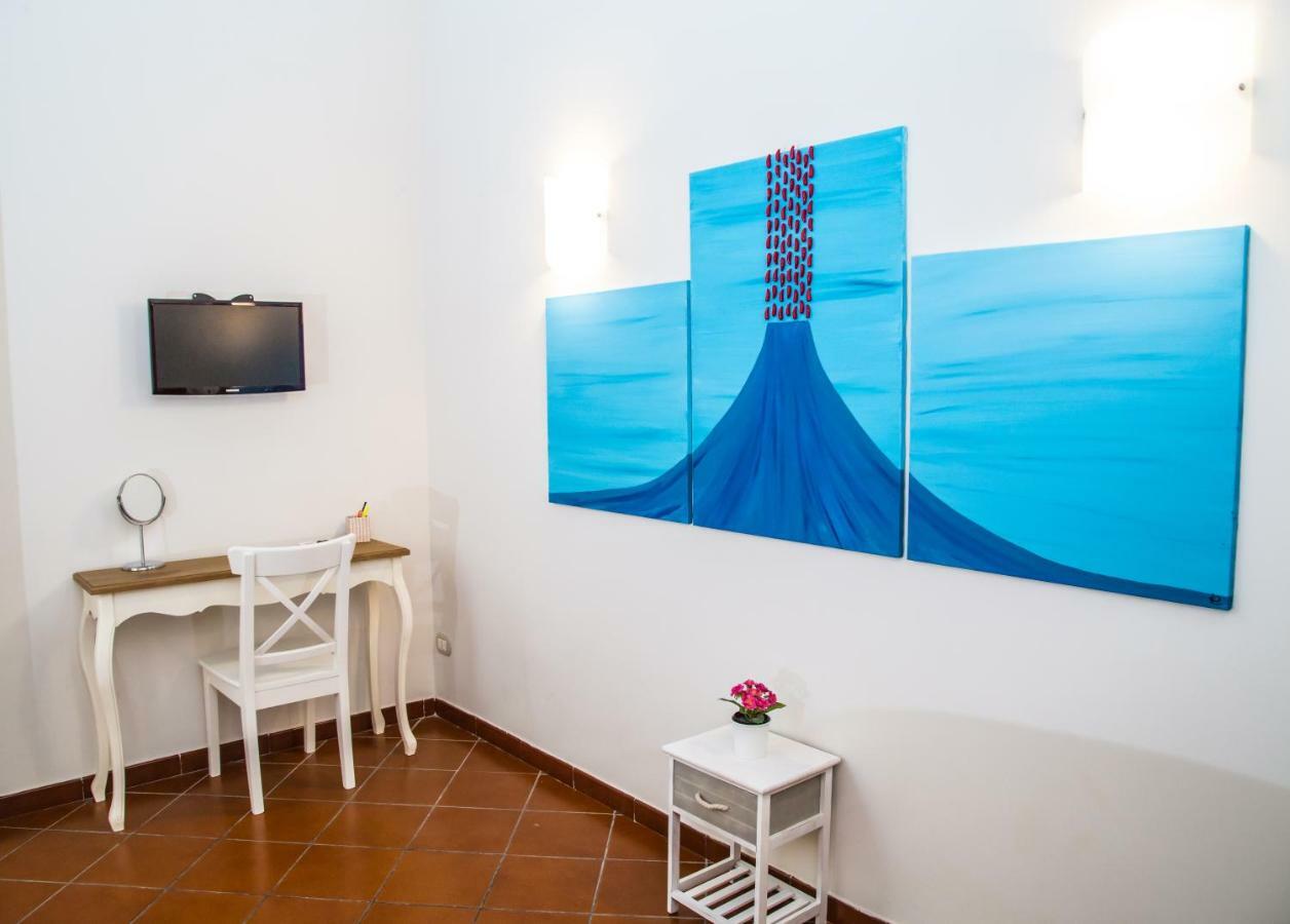 נאפולי Domus Donnaregina Apartments מראה חיצוני תמונה